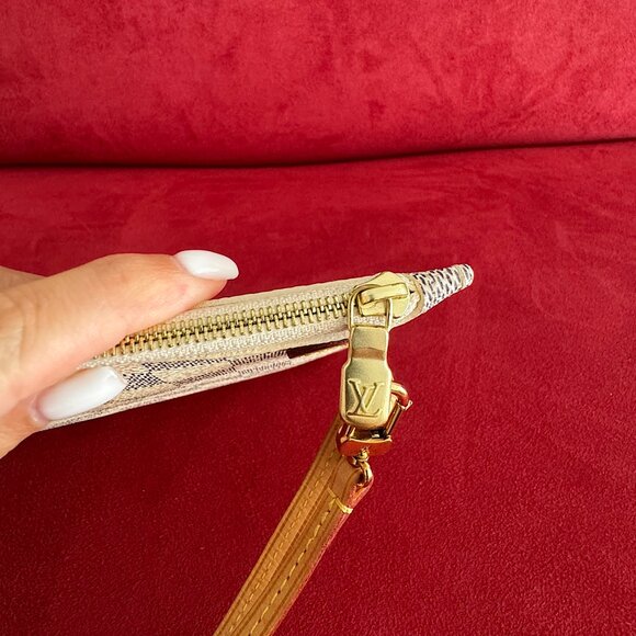 Louis Vuitton Neutrals Coated Canvas Clutch Women - Picture 9 of 12